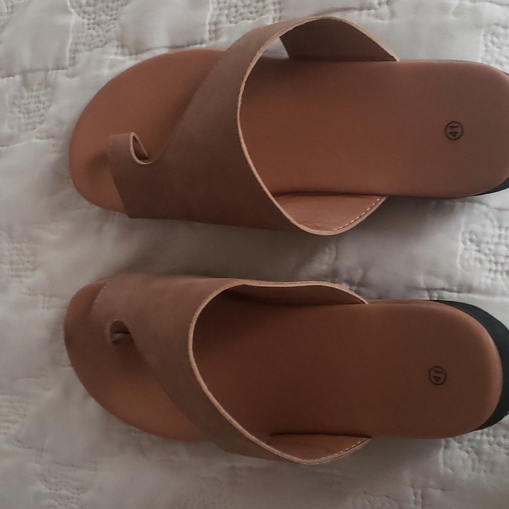 One toe sandles